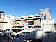 �O��